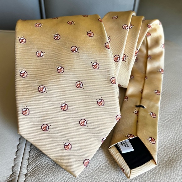 Barneys New York Men's 100% Silk Yellow Tie with Red Lady Bugs Made in Italy - Picture 6 of 8